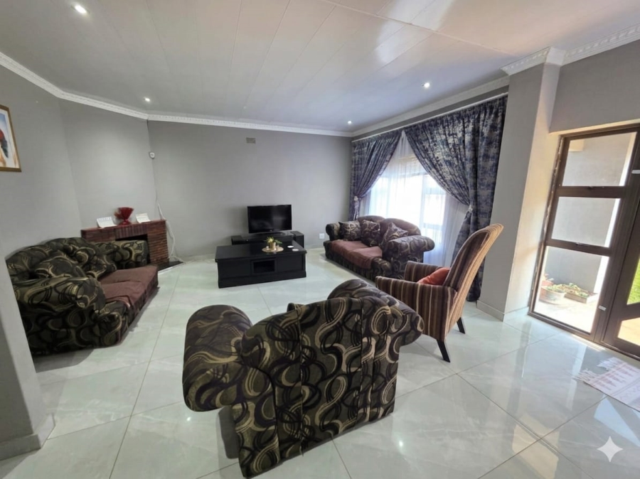 3 Bedroom Property for Sale in Beaconsfield Northern Cape